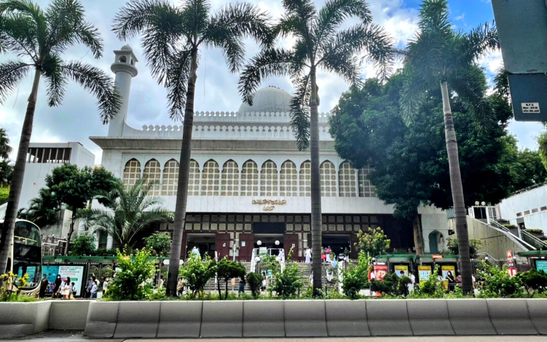 Indonesian maids’ Sunday in Tsim Sha Tsui